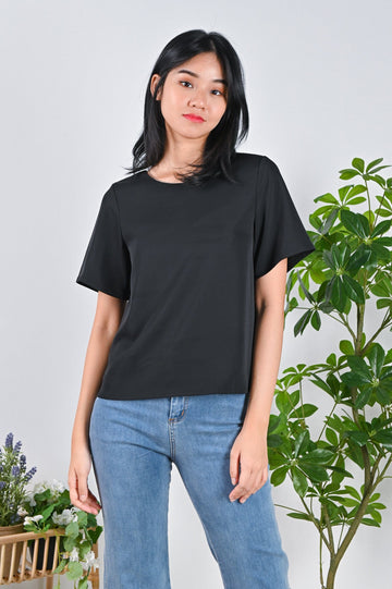 All Would Envy Tops ESTERI SLEEVED TWO-WAY TOP IN BLACK
