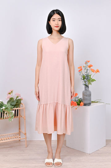 AWE Dresses CORALINE TEXTURED TWO-WAY DRESS IN PINK