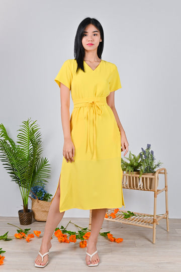 AWE Dresses FANG SLEEVED MIDI DRESS IN YELLOW