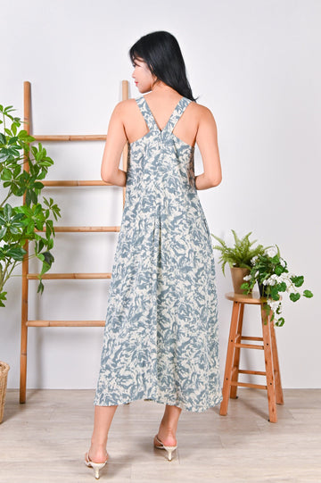 AWE Dresses ODETTE TRAPEZE MAXI DRESS IN GREEN