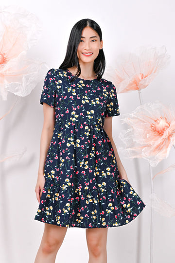AWE Dresses PATSY ROUND-NECK DRESS IN NAVY FLORAL