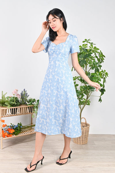 All Would Envy Dresses TAILA SWEETHEART DRESS IN BLUE LEAVES