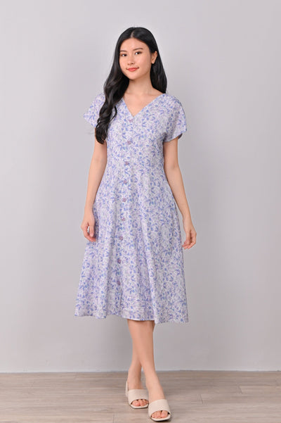 AWE Dresses KIMIA SLEEVED BUTTON DRESS IN LILAC