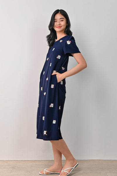 AWE Dresses LUCKY CAT EMB. SLEEVED DRESS IN NAVY