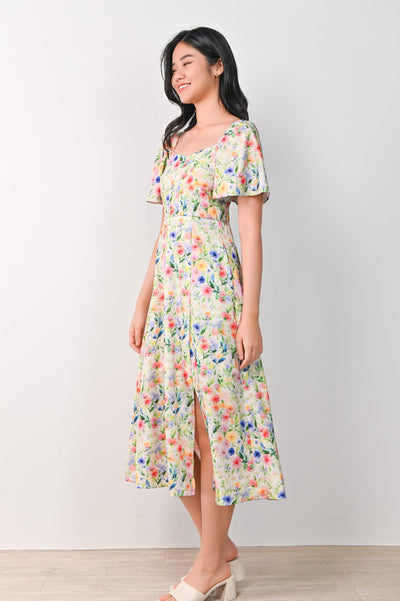 AWE Dresses PAOLA SLEEVED DRESS IN SWEET FLORALS