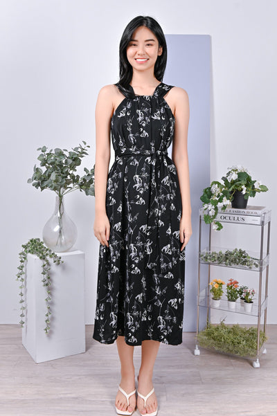 AWE Dresses QING ABSTRACT FLORAL DRESS IN BLACK