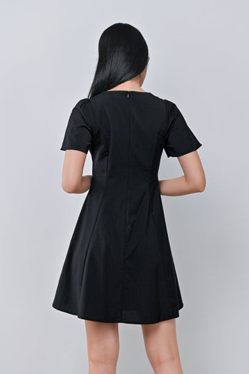 AWE Dresses SASKIA PANEL DRESS IN BLACK