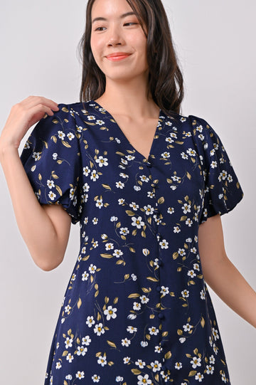 AWE Dresses SELMA FLORAL PUFF-SLEEVED DRESS IN NAVY