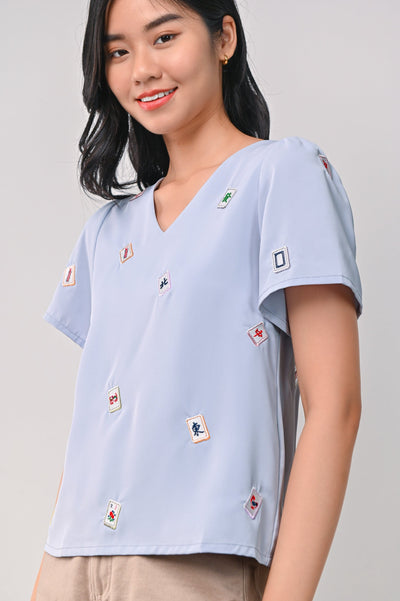 AWE Tops MAHJONG EMB. SLEEVED TOP IN BLUE