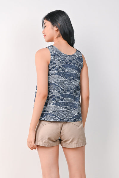 AWE Tops NEW NAVY WAVE COLLAGE TWO-WAY TOP
