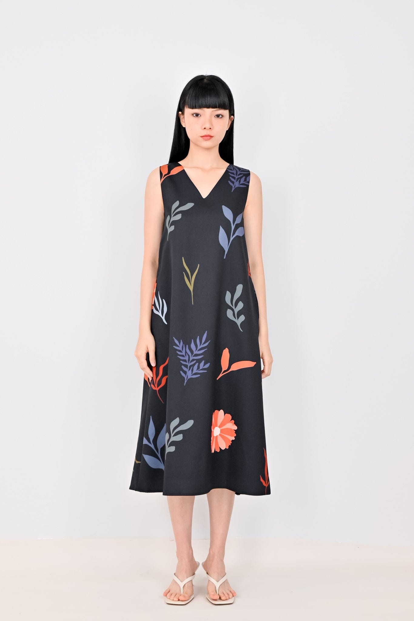 DAISY BLOOMS TWO-WAY MIDI DRESS IN BLACK – All Would Envy