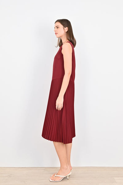 AWE Dresses EDNA PLEAT DRESS IN RED
