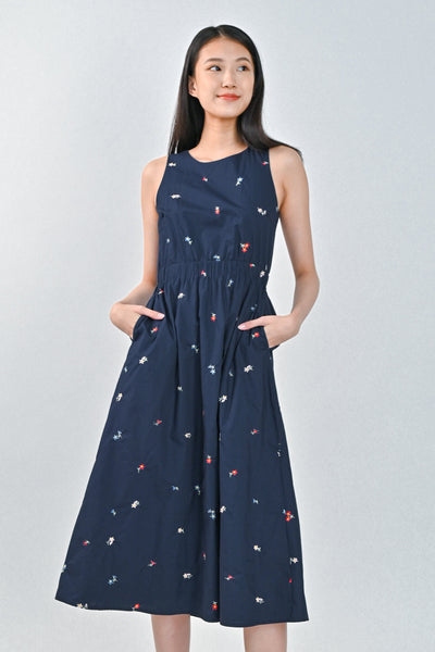 AWE Dresses LOUHI FLORAL EMBROIDERY DRESS