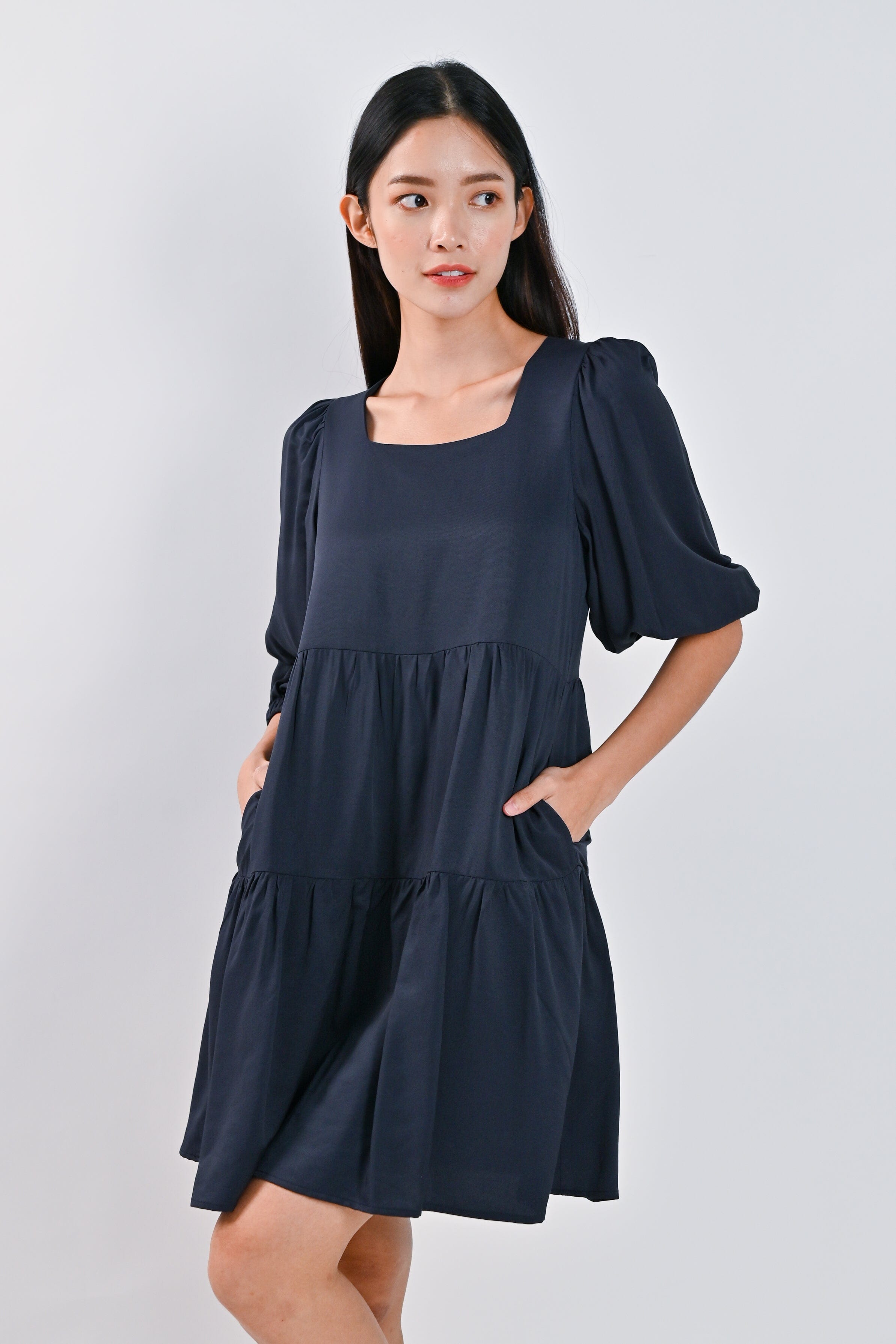 MARCIA SQUARE-NECK BABYDOLL DRESS IN NAVY – All Would Envy